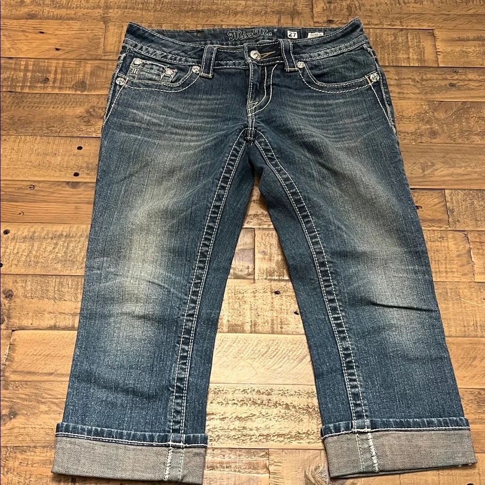 Miss Me Medium Capri Jeans - Picture 1 of 10